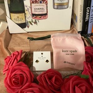Kate spade earrings with dust bag